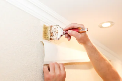 Pose de papier peint à Guinkirchen — revêtements muraux et toiles de verre